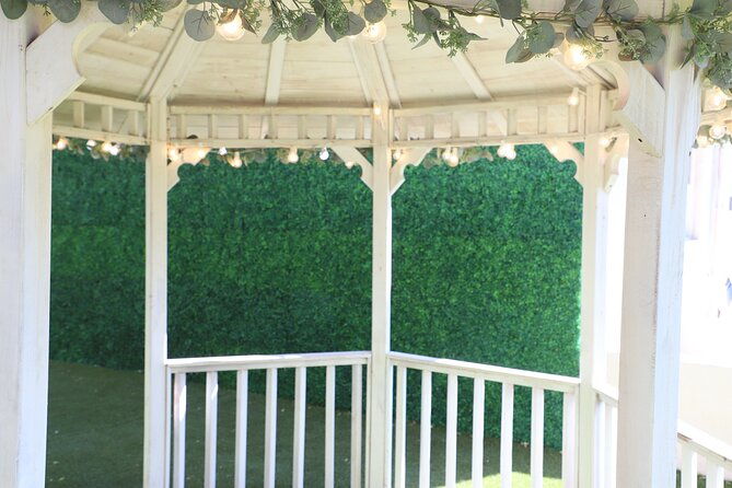 77-sign-go-wedding-at-hawaiian-wedding-chapel