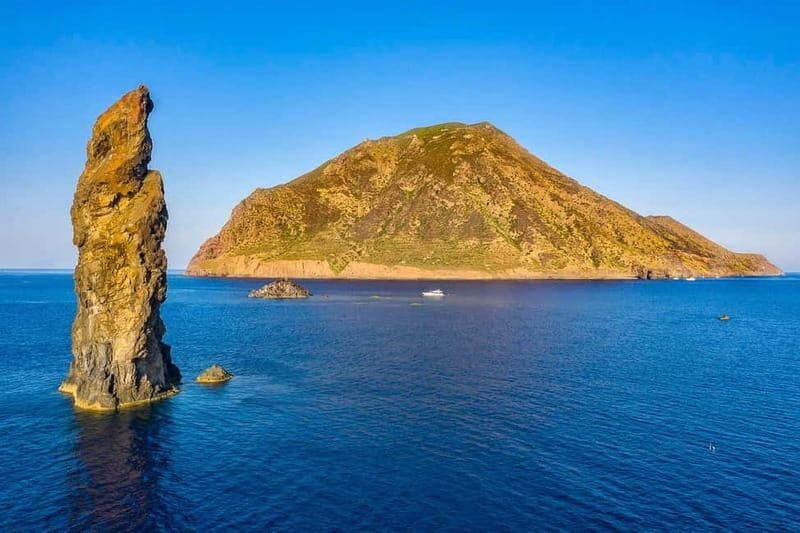 8 August: Mini-cruises to Alicudi, Filicudi and Salina - The Practicalities: What Really Matters
