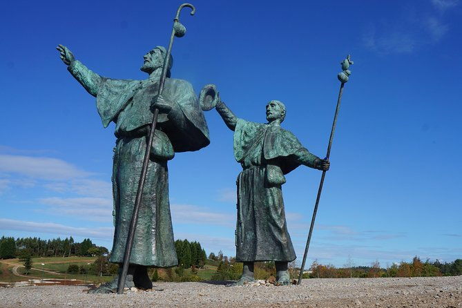 8-day-camino-frances-pilgrimage-tour-from-sarria-to-santiago-2nts-santiago