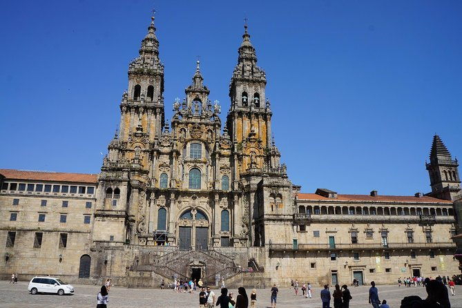 8-day-camino-frances-pilgrimage-tour-from-sarria-to-santiago-6-walking-days