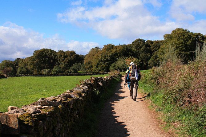 8-day-camino-frances-pilgrimage-tour-from-sarria-to-santiago-6-walking-days