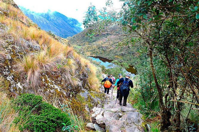 8-day-classic-inca-trail-journey-to-machu-picchu-from-cusco
