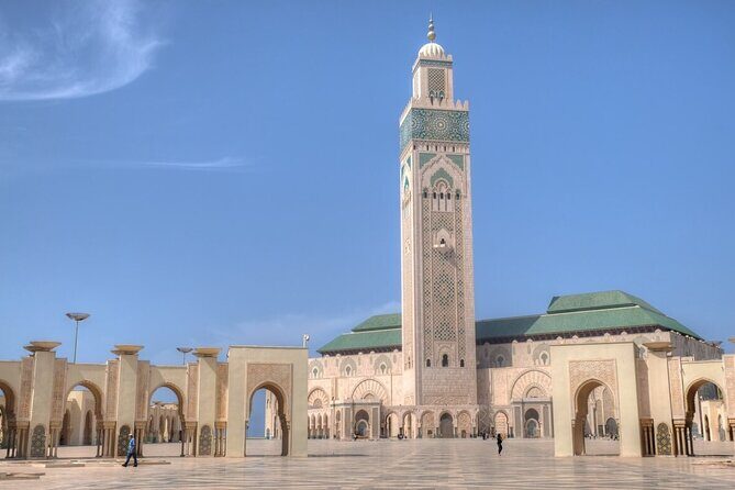 8-Day Luxury Tour from Casablanca to Marrakech via Fes-Merzouga - Exploring the Moroccan Coast and Cities: A Detailed Breakdown