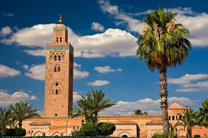 8 - Day Morocco Tour from Casablanca via Chefchaouen & Desert - FAQ