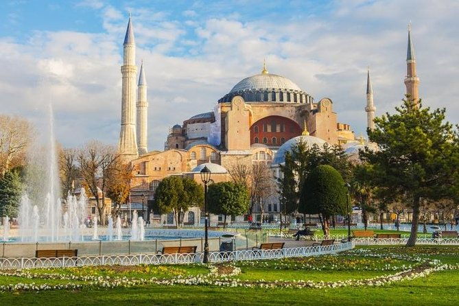 8-days-mini-group-tour-istanbul-ephesus-pamukkale-konya-cappadocia