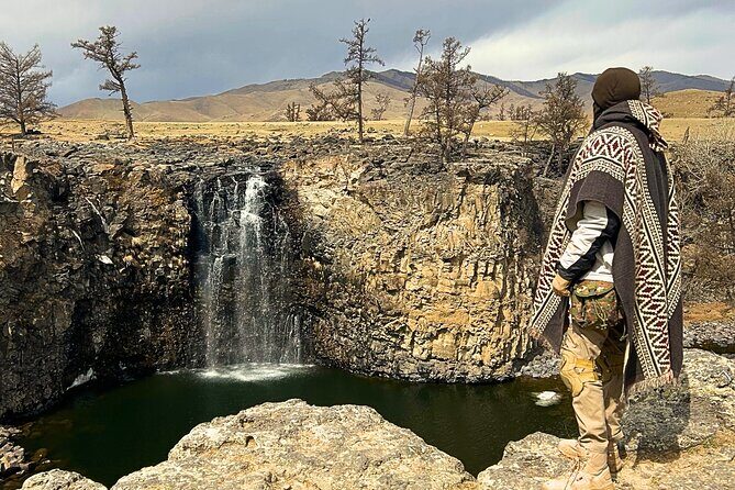 8 Days Mongolia Adventure from Steppe to Sacred Peaks - Transportation & Group Size