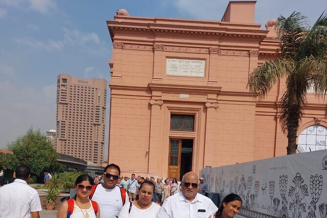 8-Hour Private Tour Giza Pyramids & Egyptian Museum from Cairo - Why Choose This Tour? The Value and Experience