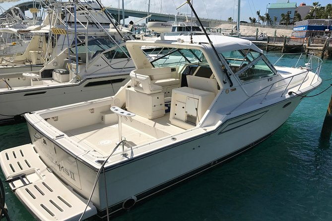 8-hours-38ft-reel-dreams-private-charter-nassau