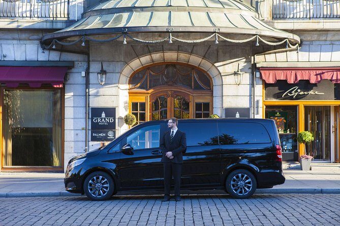 8 hours Full-Day Exclusive Oslo Tailormade Guided Limo Tour - FAQ