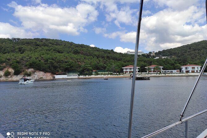 8-Hours Private Swimming Luxury Yacht Cruise to Princes' Island - Who Would Enjoy This Tour?