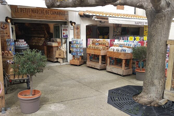 8-hours-visit-to-the-camargue-and-the-salins-daigues-mortes