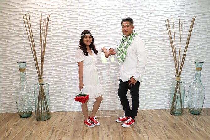 808-deluxe-wedding-at-hawaiian-wedding-chapel