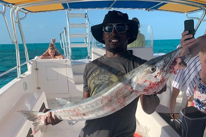 8hr-catch-and-grill-in-turks-and-caicos-islands