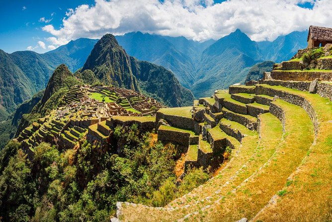 9-day-inca-trail-and-titicaca-lake-in-group-service