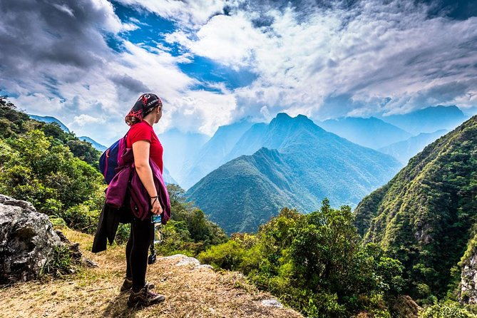 9-day-inca-trail-and-titicaca-lake-in-group-service