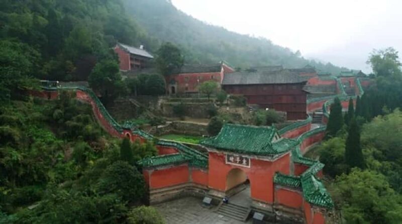9-Day Tour Through Wudang,Chengdu,Dujiangyan&Zhangjiajie - Exploring the Cultural and Natural Highlights in 9 Days