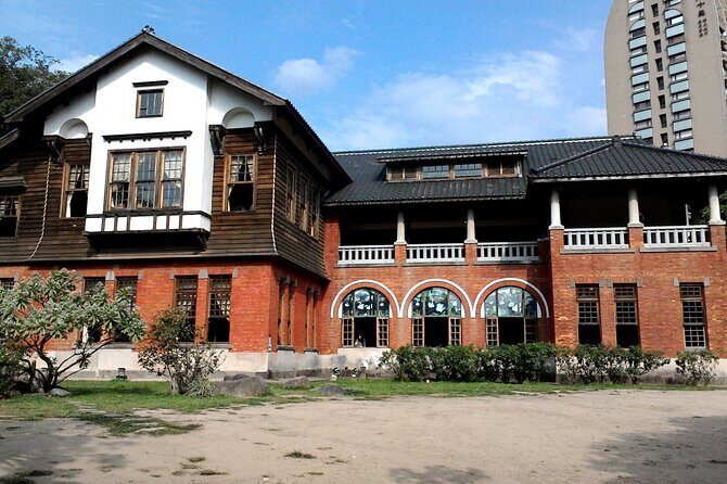 9 Hour Tamsui Historic Site and Beitou Hot Spring Culture Tour - Authentic Insights from Past Travelers