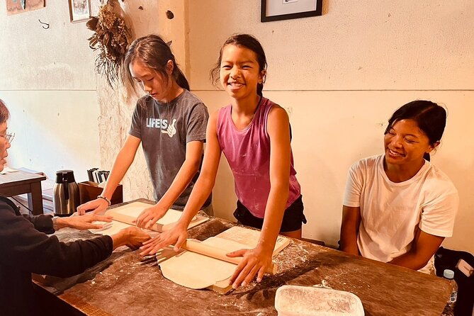 90-min-shared-handmade-udon-experience