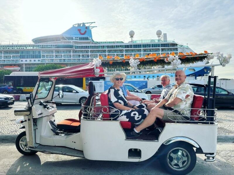 90-min-tour-of-alfama-oldtown-by-tuk-tuk-with-lisbon-by-tuk