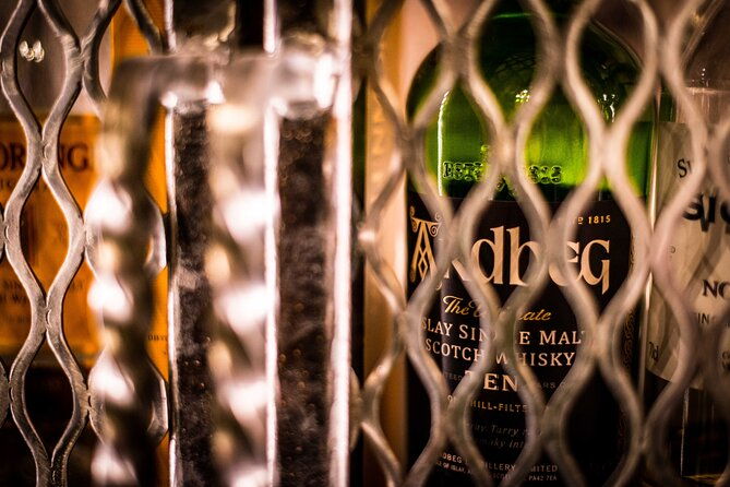 90-minute-introduction-to-whisky-in-the-old-town-of-edinburgh