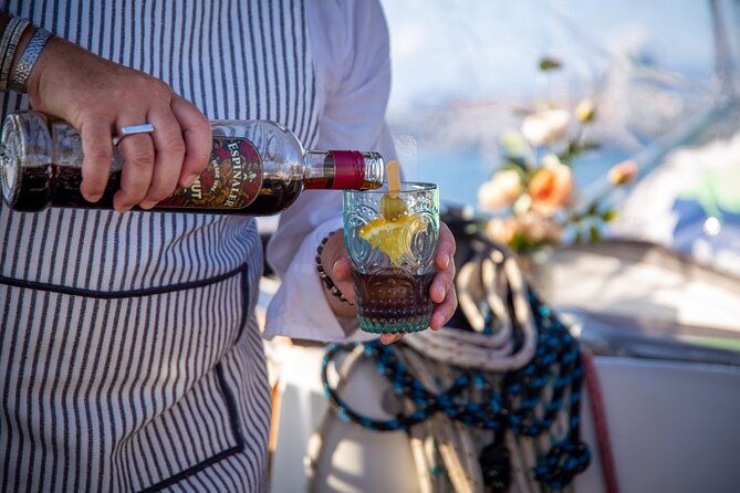 a-2-hours-local-tapas-and-sailing-adventure-in-barcelona-2