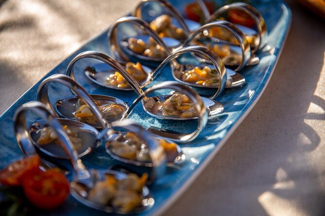 a-2-hours-local-tapas-and-sailing-adventure-in-barcelona