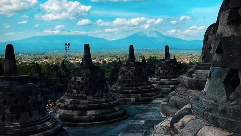 A 2D1N Camping Hike and Tour of Mt. Merbabu and Borobudur - What Sets This Tour Apart?