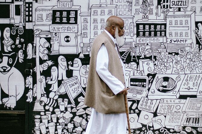 a-ball-of-chalk-guided-private-east-end-walk