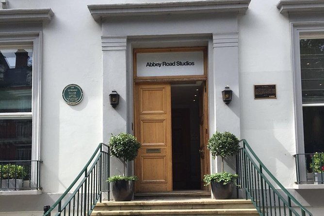 a-beatles-london-taxi-tour-and-sightseeing-experience