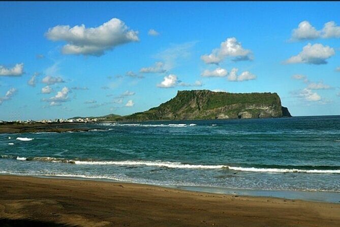 A comfortable wheelchair trip & east of Jeju - Authentic Insights from Reviewers