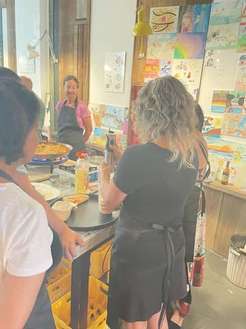 A Coruña: Local Market & Restaurant Visit with Food & Wine. - Key Points