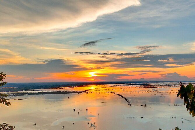 A-Day Angkor Wat Sunrise Tour, Bayon, Ta Prohm, Tonle Sap Sunset - Discovering Angkor Wat at Sunrise