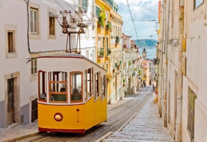 A Day in Lisbon: Private Tour - Key Points