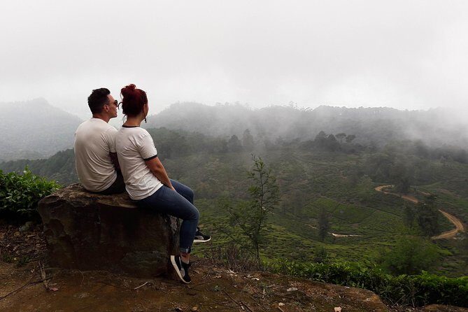 A Day in Nuwara Eliya: Sights & Local Delights - Exploring the Highlights of the Tour