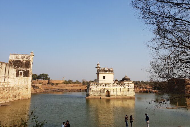 A Day Trip of Chittorgarh Fort from Udaipur with Guide Service - Practical Tips for the Tour