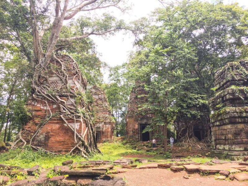 a-day-trip-to-beng-melea-and-koh-ker-temples-from-siem-reap