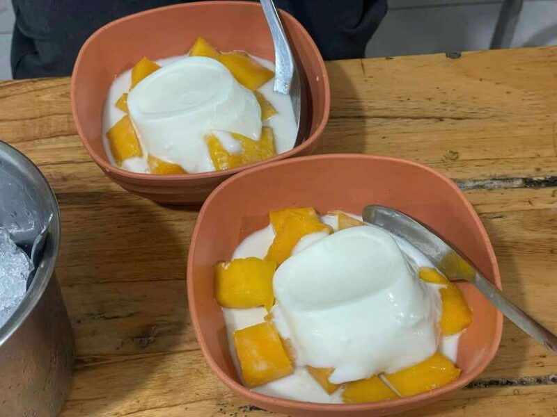 a-delicious-food-tour-through-the-old-quarter