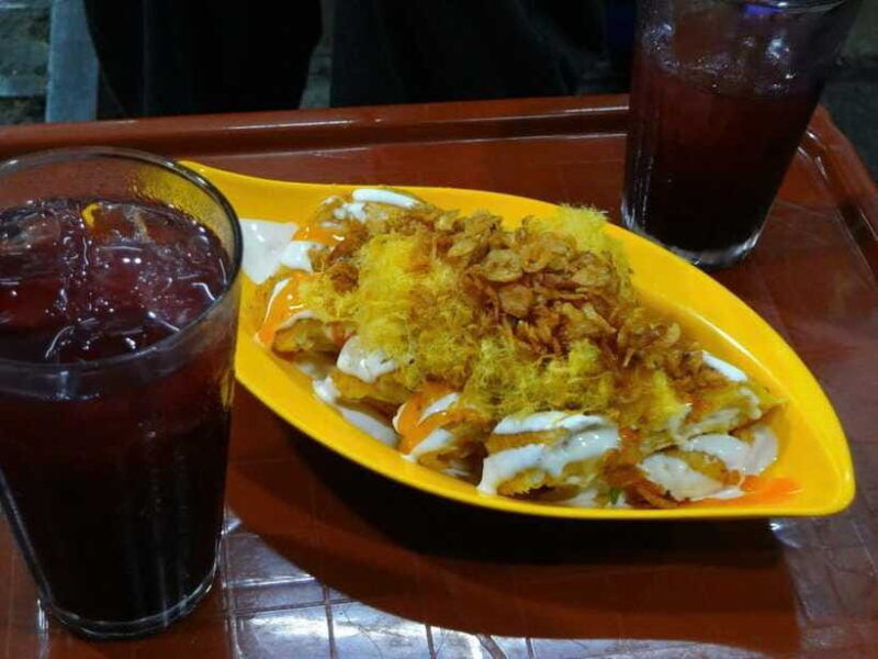 a-delicious-food-tour-through-the-old-quarter