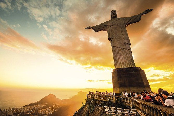 a-full-day-in-rio-with-a-train-ride-to-cristo-redentor-all-inclusive