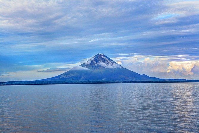 a-great-tour-day-for-the-island-of-ometepe