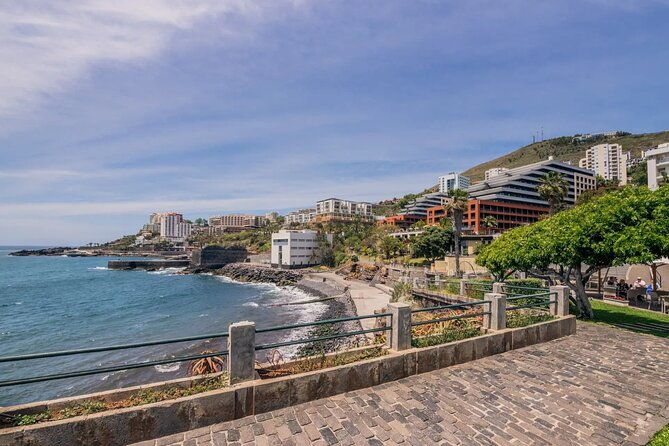 a-great-tuk-tuk-adventure-tour-at-cabo-girao-skywalk-2