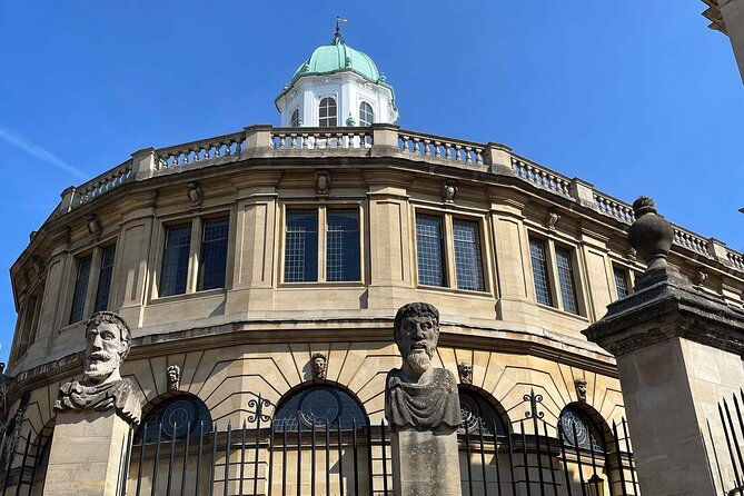 a-guide-to-the-city-of-dreaming-spires-a-self-guided-audio-tour-of-oxford