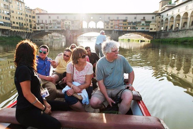 a-guided-floating-tour-of-florence-with-typical-food-and-wine