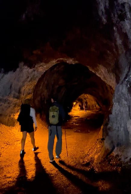 a-guided-hike-adventure-kilauea-iki-crater-and-a-lava-tube