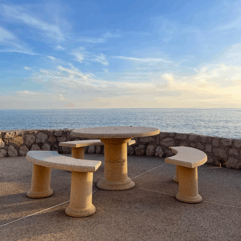 a-guided-walking-tour-through-the-charming-streets-of-nice