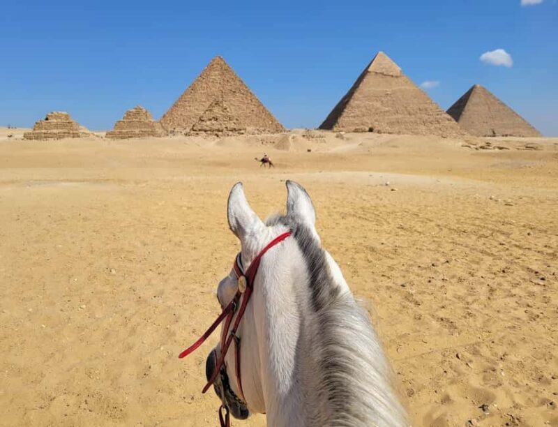 A Half-Day Adventure Inside Pyramid of Menkaure in Giza - Exploring the Giza Pyramids: What to Expect