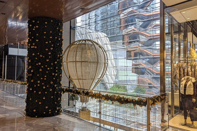 a-half-day-walk-between-the-skyscraper-clusters-of-manhattan