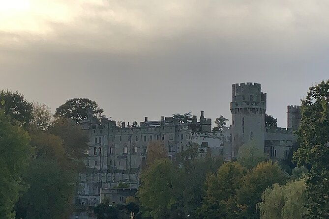 a-historical-tour-of-warwick-with-queen-elizabeths-secret-lover
