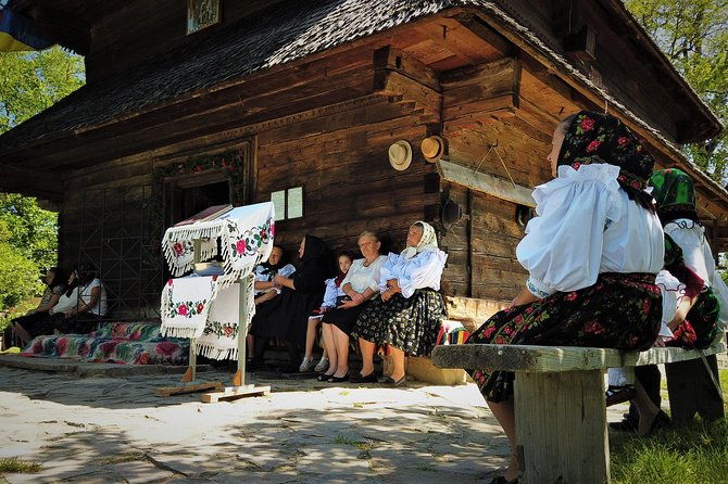 a-journey-back-in-time-countryside-from-transylvania-and-maramures-15-days