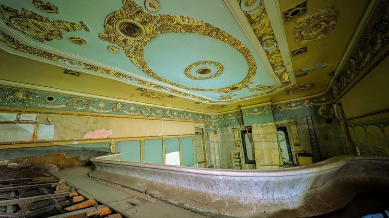 A Journey Through Abandoned Wonders - Tbilisi Urbex Tour - A Closer Look at the Tour Itinerary